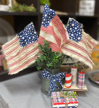 Load image into Gallery viewer, Virtual “Patriotic”  DIY Workshop 6-11-22 from 4-6:30 PM CENTRAL TIME
